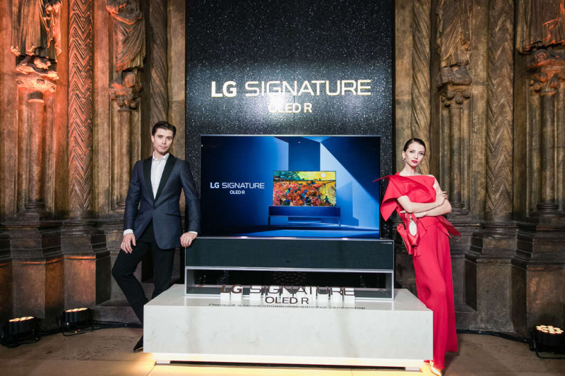 Телевизор LG SIGNATURE OLED R